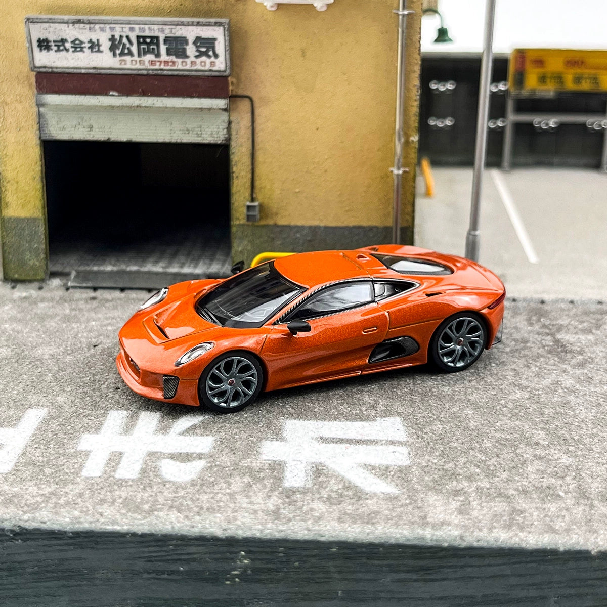 MINI GT 1:64 #903 Jaguar C-X75 Spectre Alloy car model