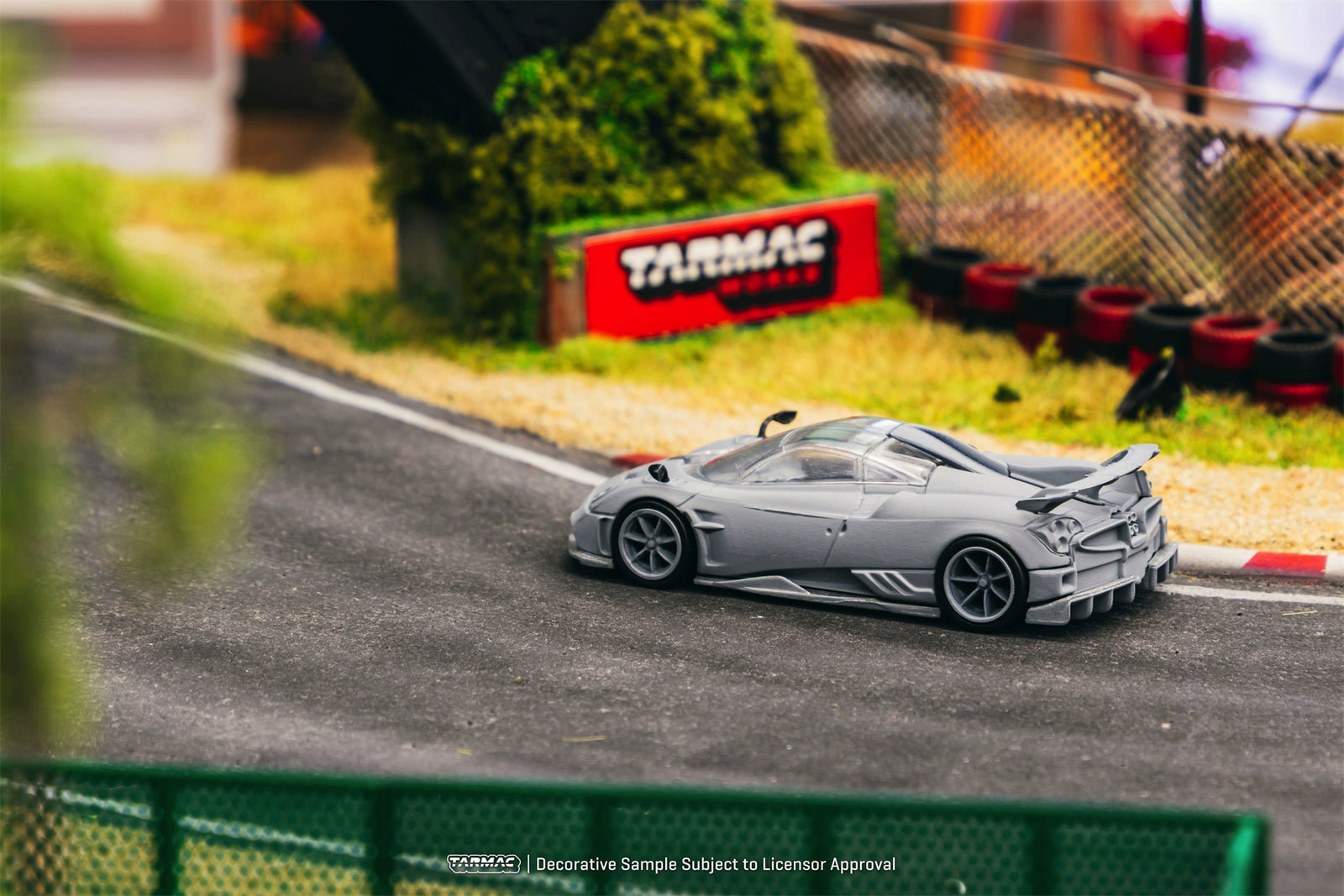 Tarmac Work 1:64 TW Imola Pagani  Alloy car model