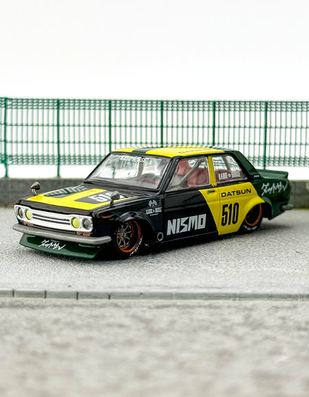 Kaido House MINIGT 1:64 //131 DATSUN Street510 Alloy car model