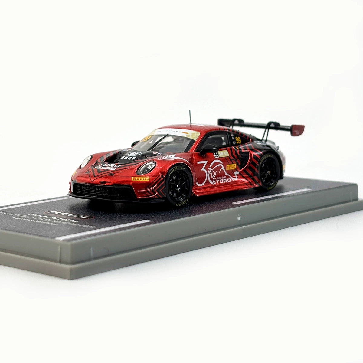 Tarmac Works 1:64 Porsche 911 GT3 R Macau GT Cup FIA Alloy car model