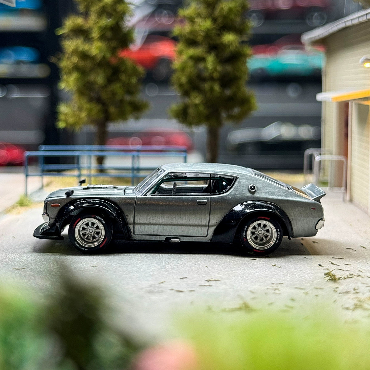 POP RACE 1:64 Nissan  SKYLINE GT-R KPGC110 Alloy car model