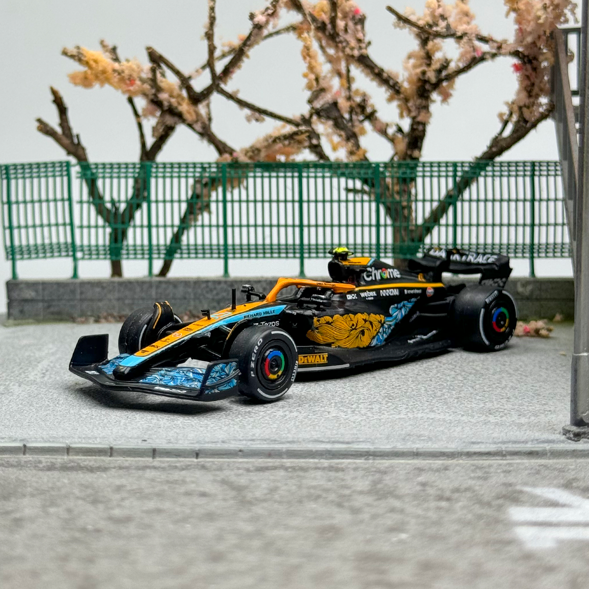 TW Tarmac Works 1:64 McLaren MCL36 Abu Dhabi Grand Prix 2022 Lando Norris F1 Alloy car model