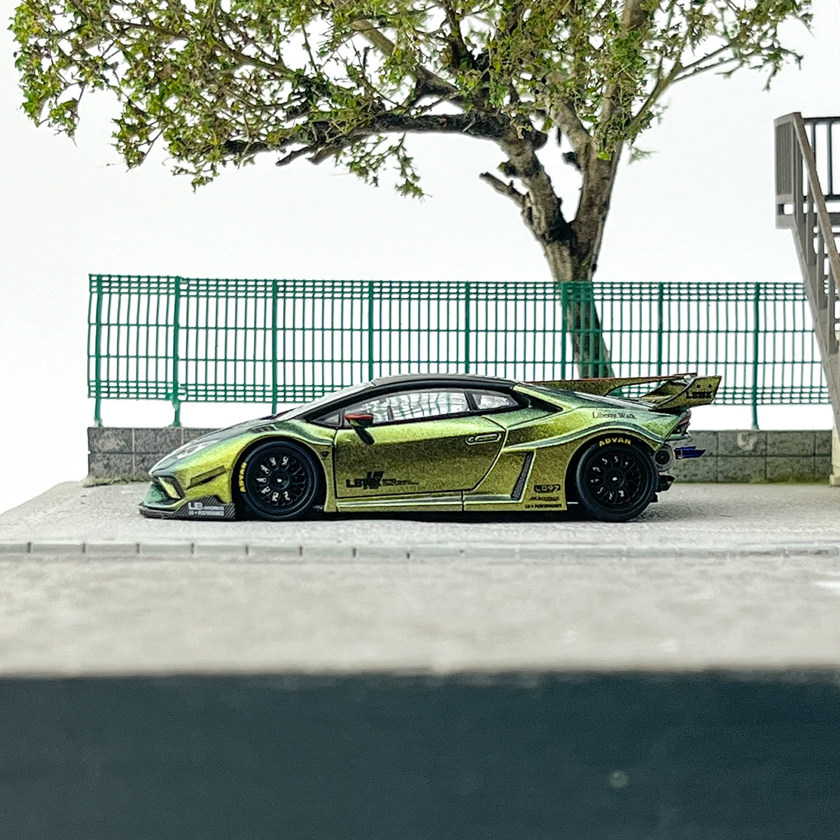 KING MODEL 1:64 GT SHOW Lamborghini  Huracñan Alloy car model