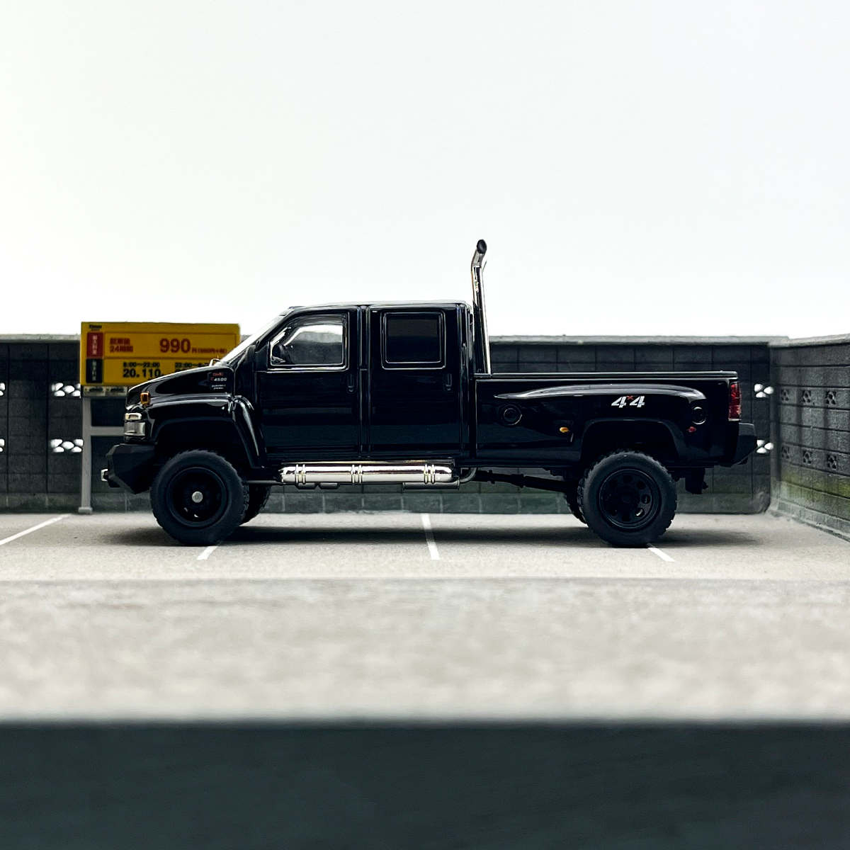 GOC Top Kick 1:64 Scale GMC C4500 Alloy Diecast Metal Pickup Truck Model - Beijing Expo Limited Collector's Edition (Premium Die-Cast Car Replica)