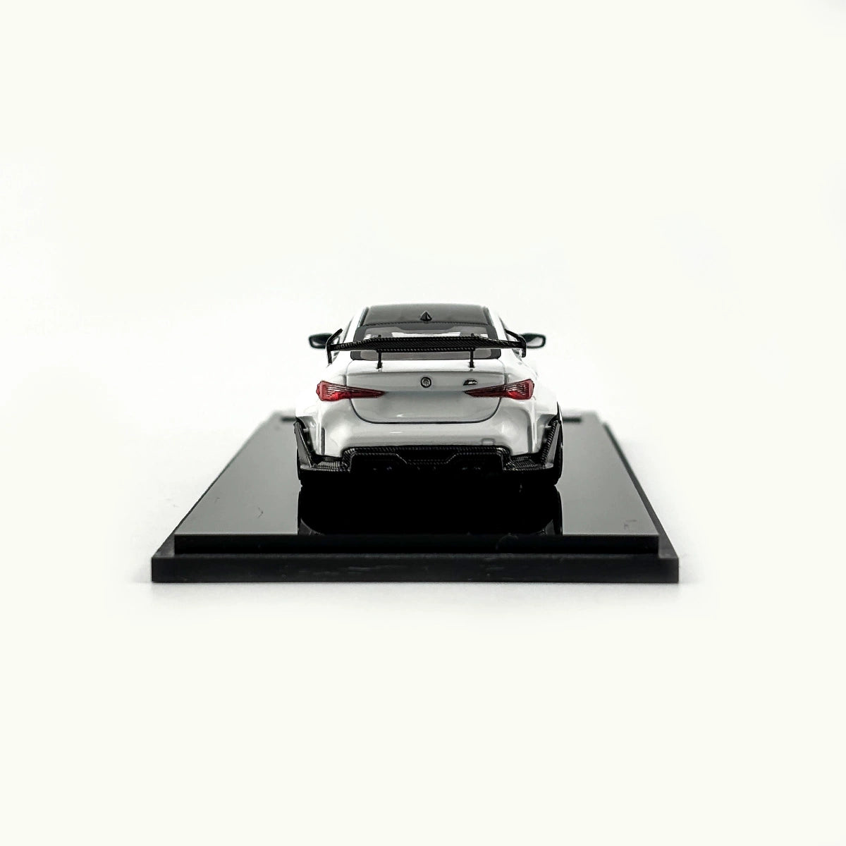 SW 1:64 BMW  M4 ADRO BODY KIT Alloy car model