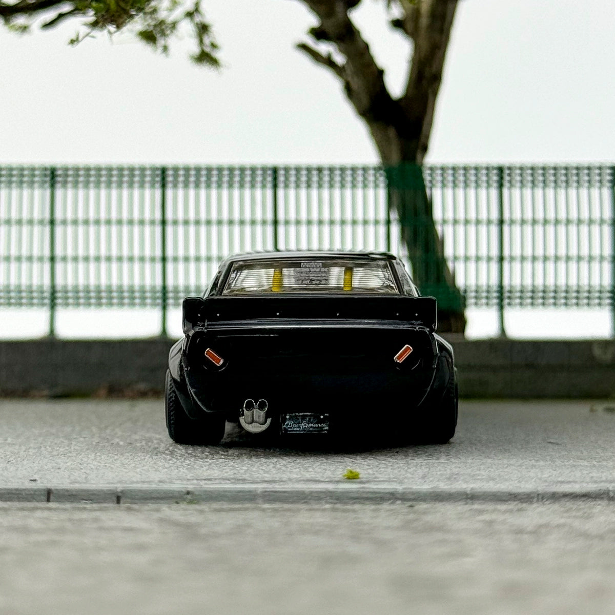 INNO 1:64 LB Works NISSAN 2000 GTR KPGC110 Black Alloy car model