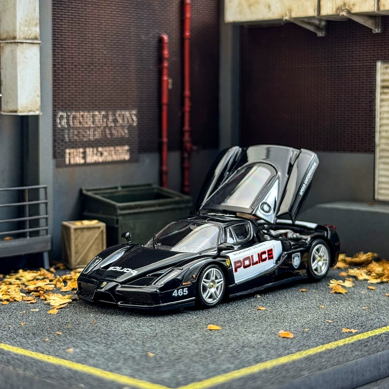 King Model 1:64 Ferrari ENZO Police Car Alloy car model