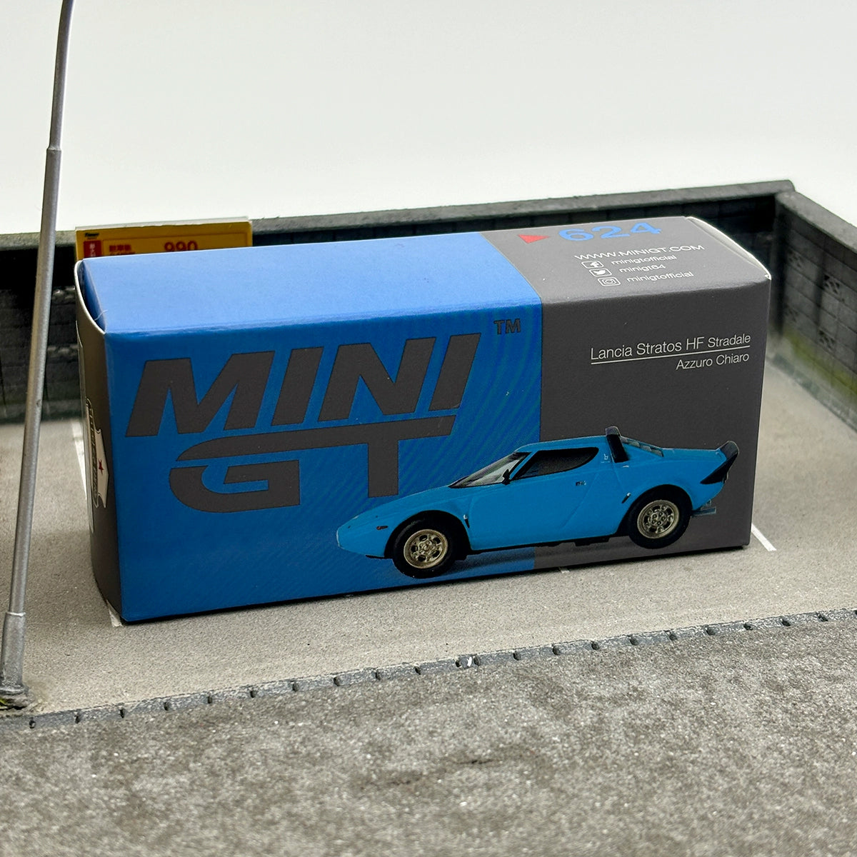 MINIGT 1:64 #624 Lancia Stratos HF Stradale Azzuro Chiaro Alloy car model