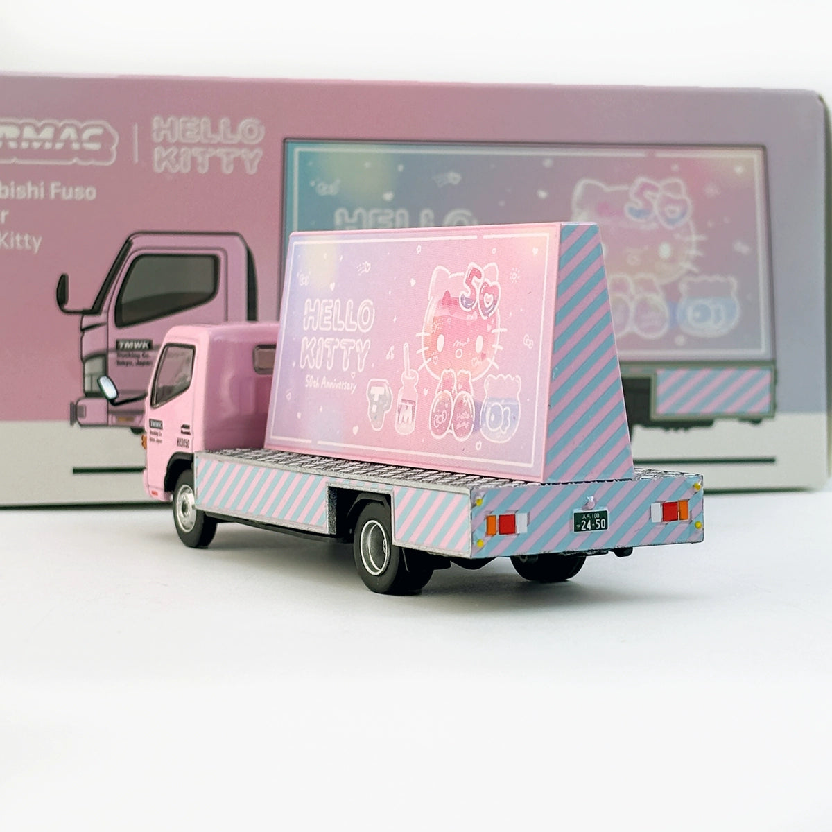 Tarmac Works 1:64 Mitsubishi Fuso Canter Hello Kitty Alloy car model